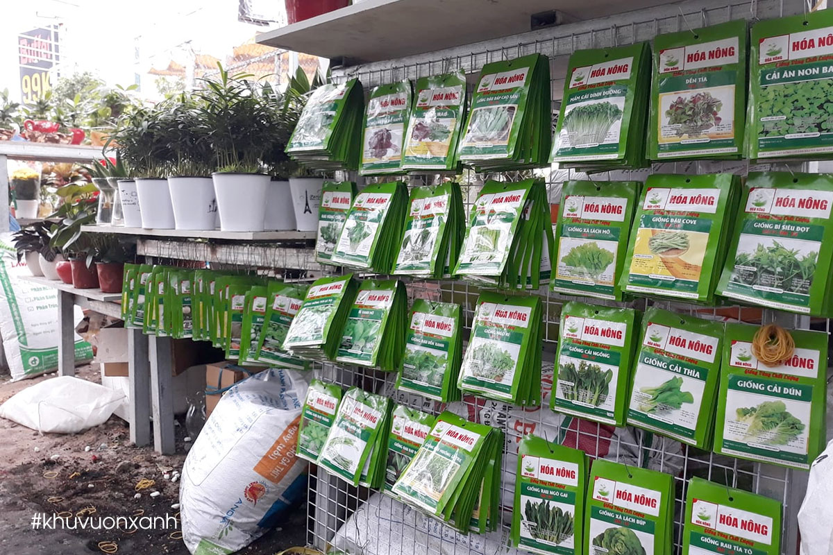 Sản phẩm của Hoa Nong Seeds trên kệ hàng của Khu Vườn Xanh